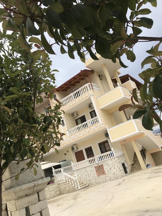 Apartments Luis Ksamil Exterior photo
